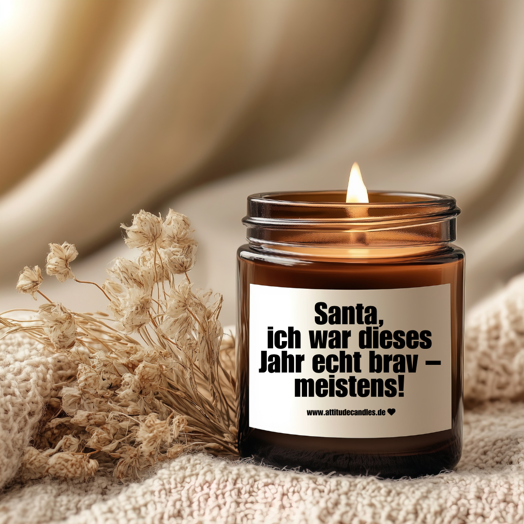 Santa, ich war dieses Jahr echt brav – meistens! | Attitude Candles | versch. Größen | 30h oder 50h Brenndauer