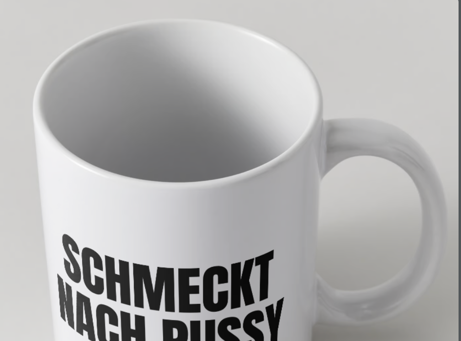 Schmeckt nach Pussy | Tasse | Attitude Candles