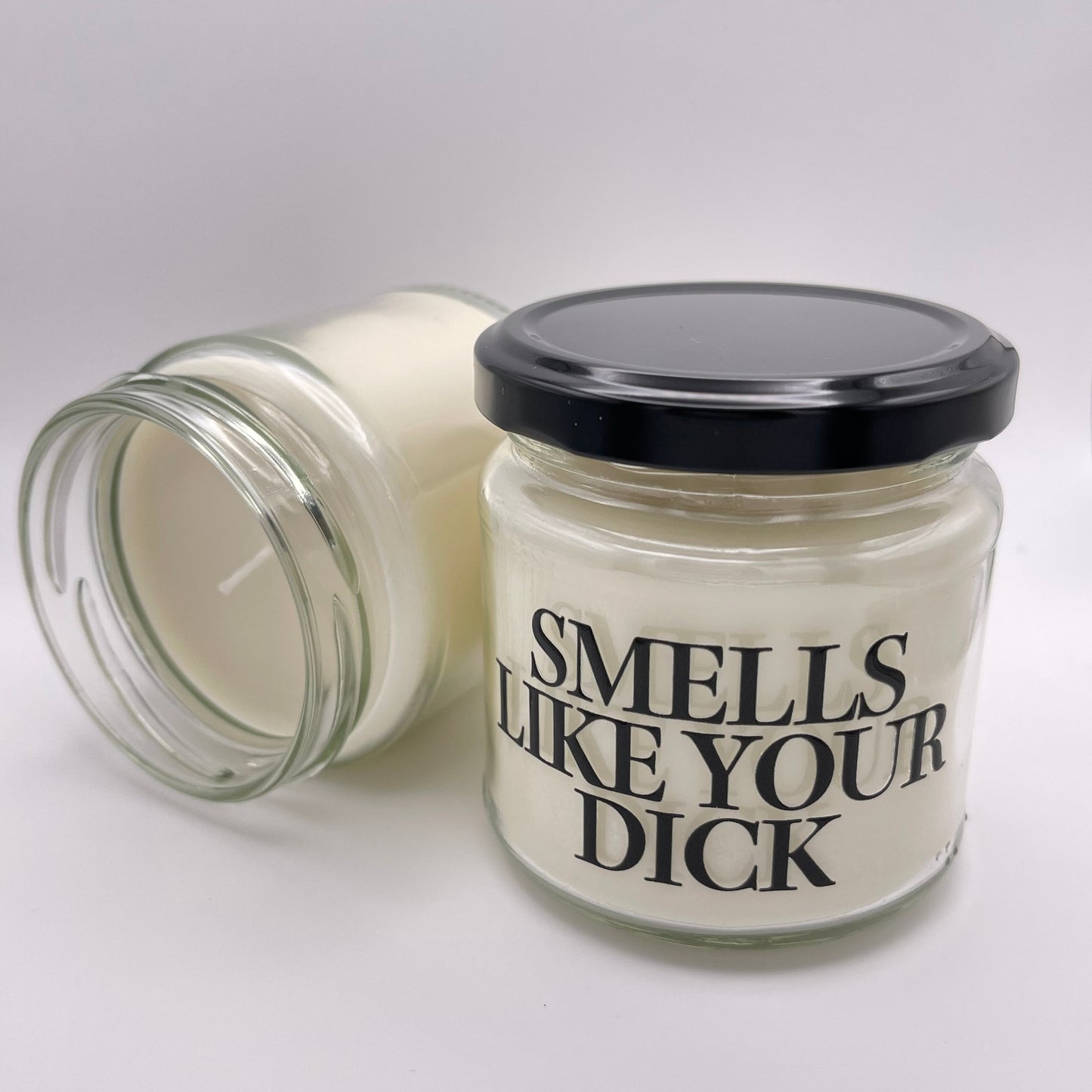 Smells Like your Dick | Kerze | Attitude Candles | minimalistisch | Duftkerze | 40 Stunden Brenndauer | Geschenk | Geschenkidee | Geburtstag