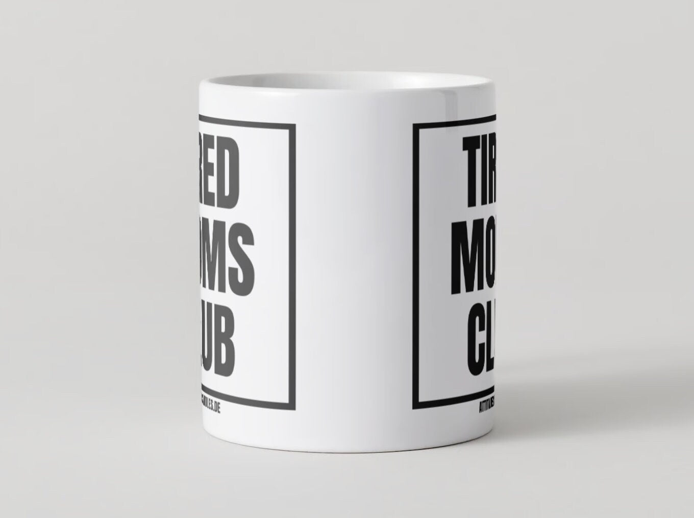 Tired Moms Club | Tasse | Attitude Candles Duftkerze minimalistisch Geschenk Geburtstag Arbeit Hochzeit Weihnachten Einweihung - CandleMadeInBerlin Attitude Candles Mugs